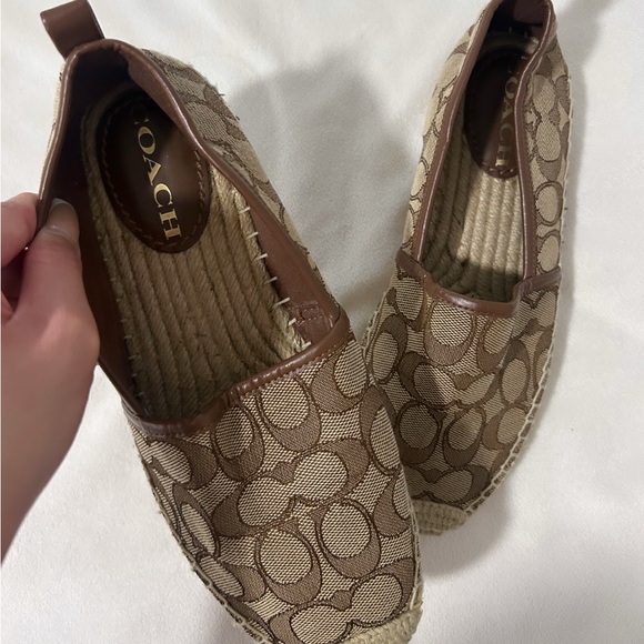 Coach flats - Picture 1 of 5